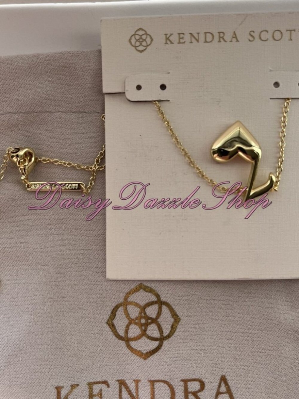 ✨Dolly Parton x Kendra Scott Gold plated Ari Heart Music Necklace in Pink Drusy✨